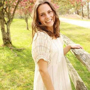 Meet your Posher, Ansley